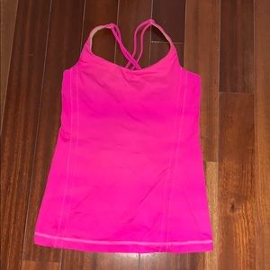 Lululemon top size 6